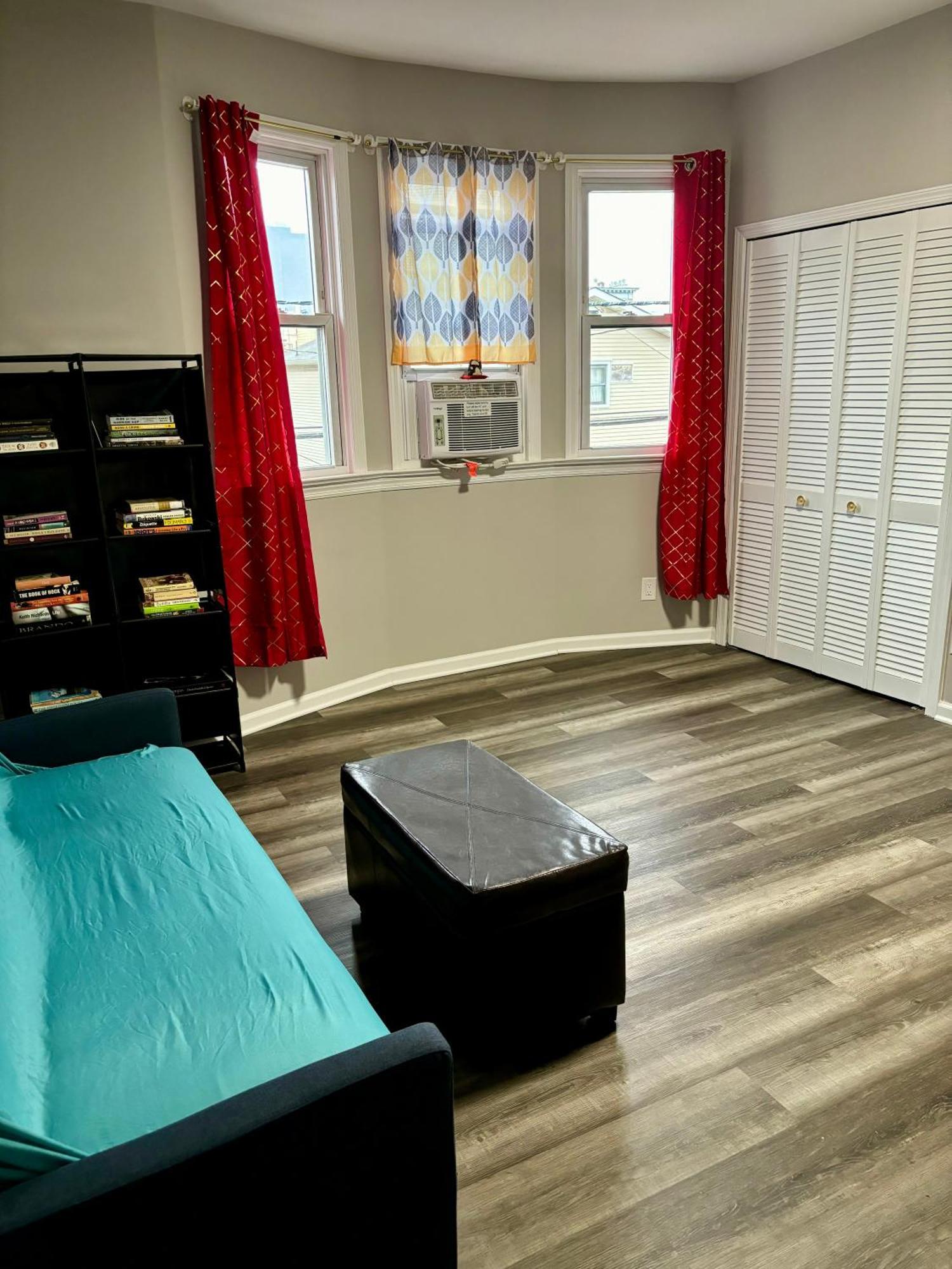 Apartmán Iron Bound Gem Newark Exteriér fotografie