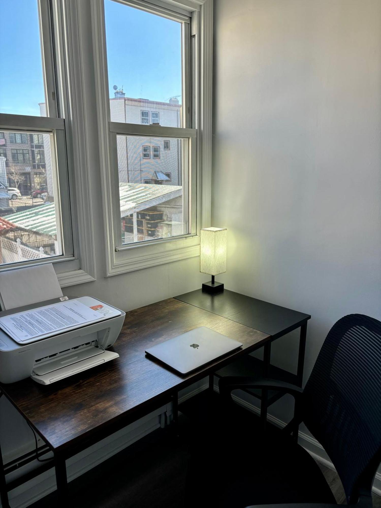 Apartmán Iron Bound Gem Newark Exteriér fotografie